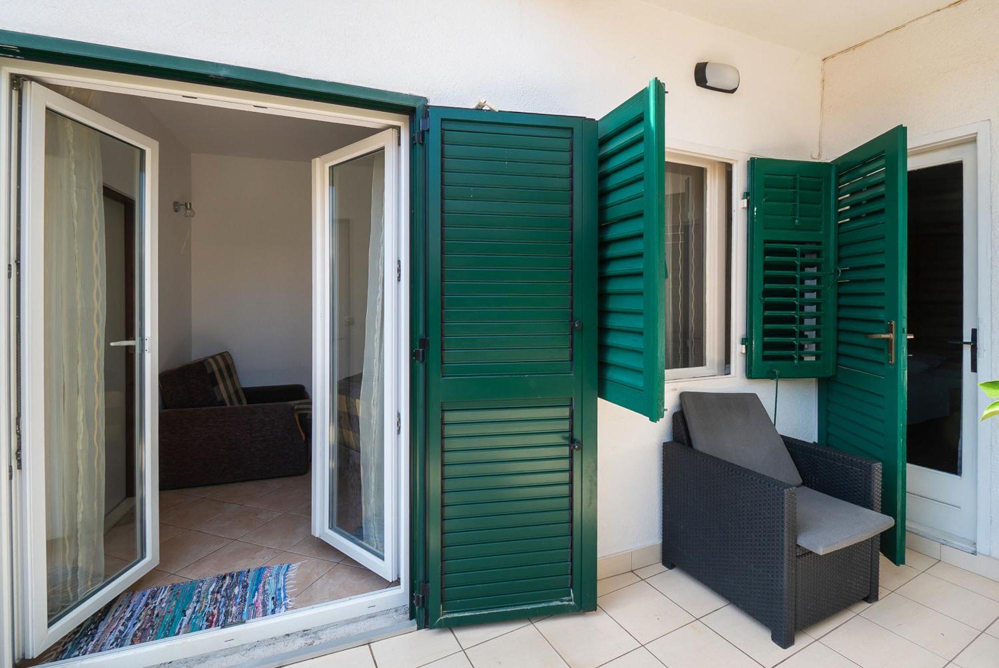 Apartments Polly Primošten المظهر الخارجي الصورة