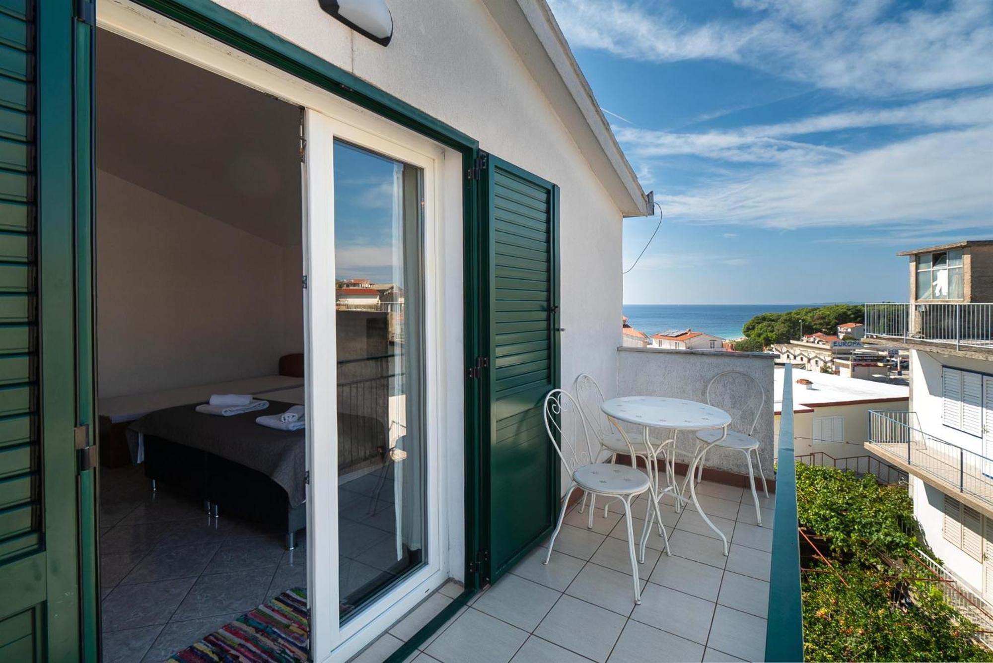 Apartments Polly Primošten المظهر الخارجي الصورة