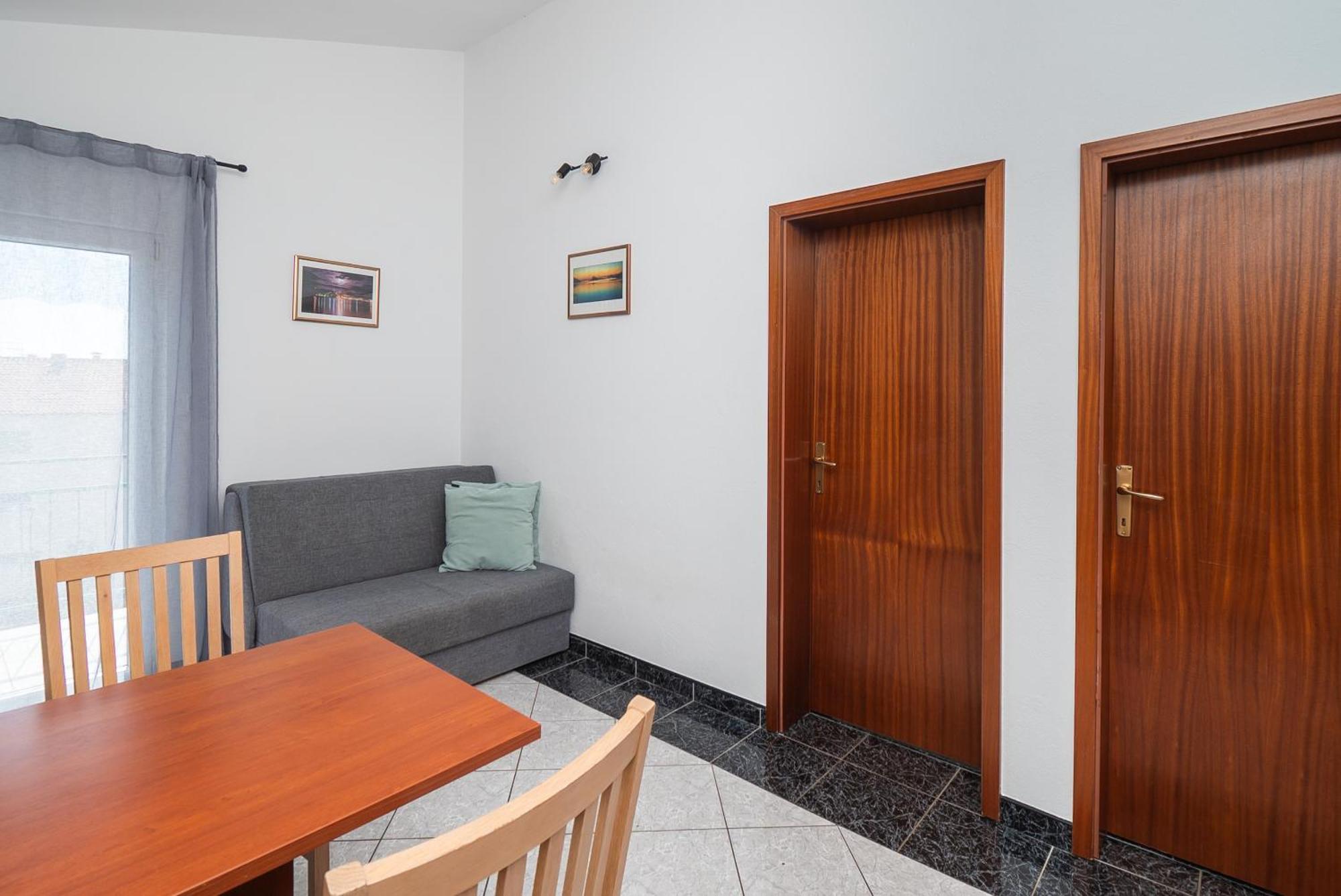 Apartments Polly Primošten المظهر الخارجي الصورة