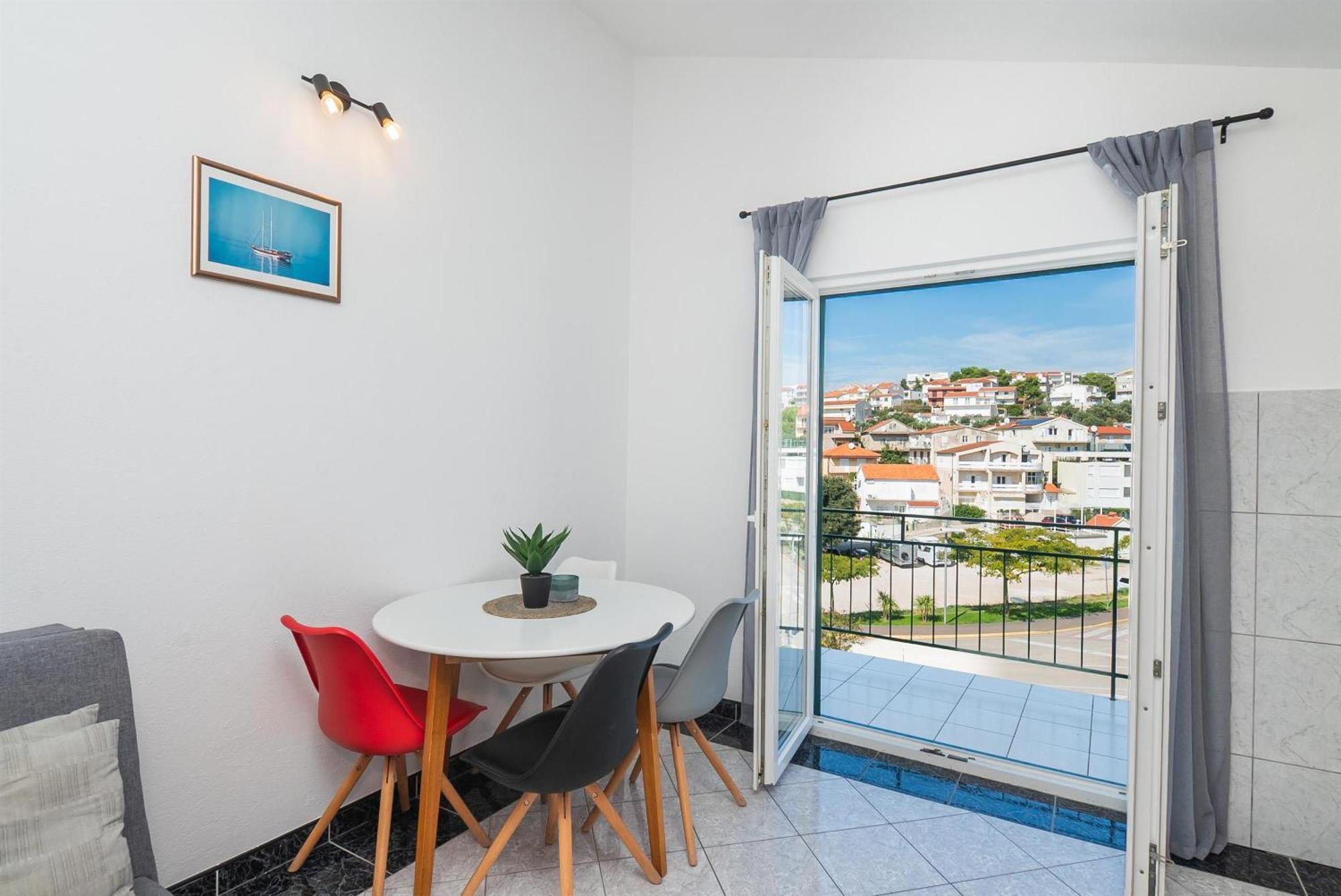 Apartments Polly Primošten المظهر الخارجي الصورة
