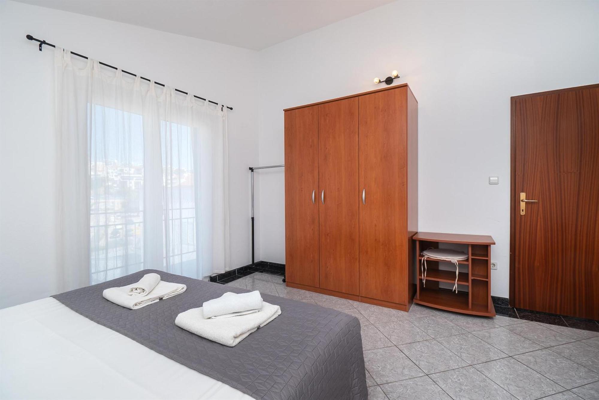 Apartments Polly Primošten المظهر الخارجي الصورة
